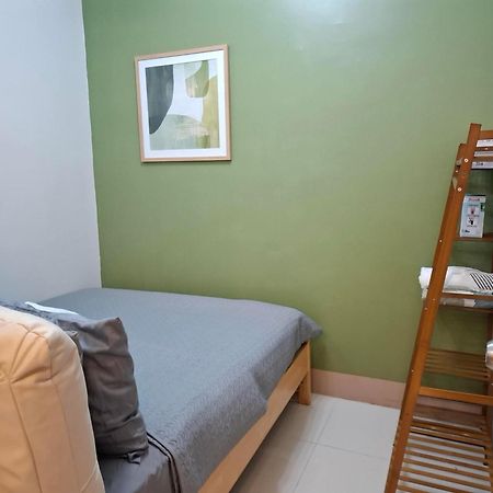 Shore 1 & 3 Residences Moa 1Br With Balcony By Darpm Manila Dış mekan fotoğraf