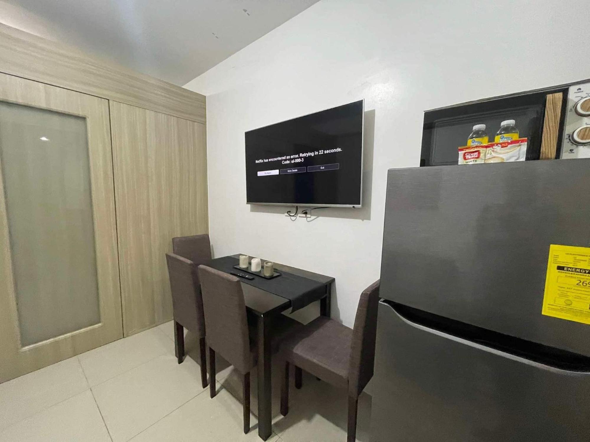Shore 1 & 3 Residences Moa 1Br With Balcony By Darpm Manila Dış mekan fotoğraf