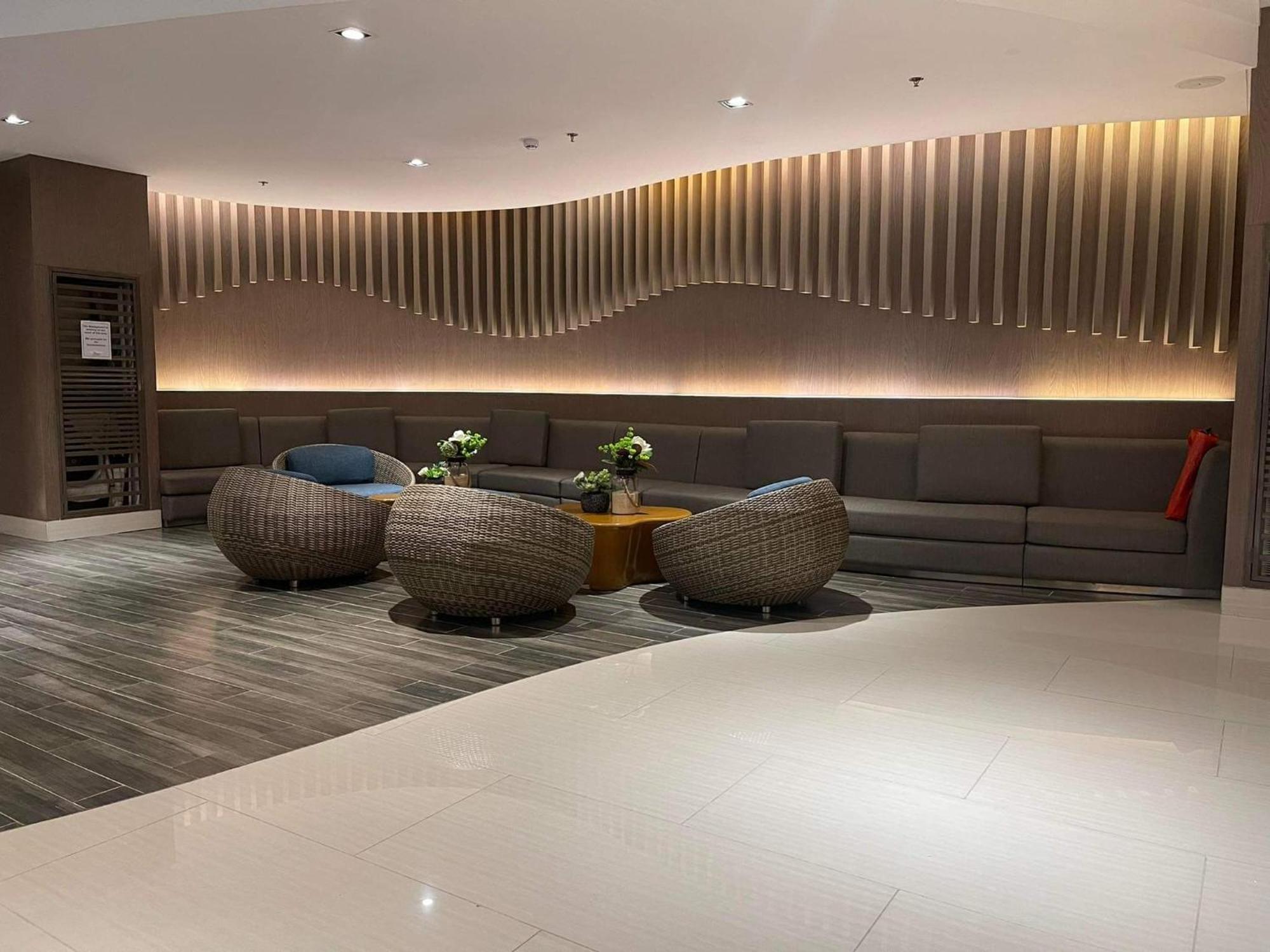 Shore 1 & 3 Residences Moa 1Br With Balcony By Darpm Manila Dış mekan fotoğraf