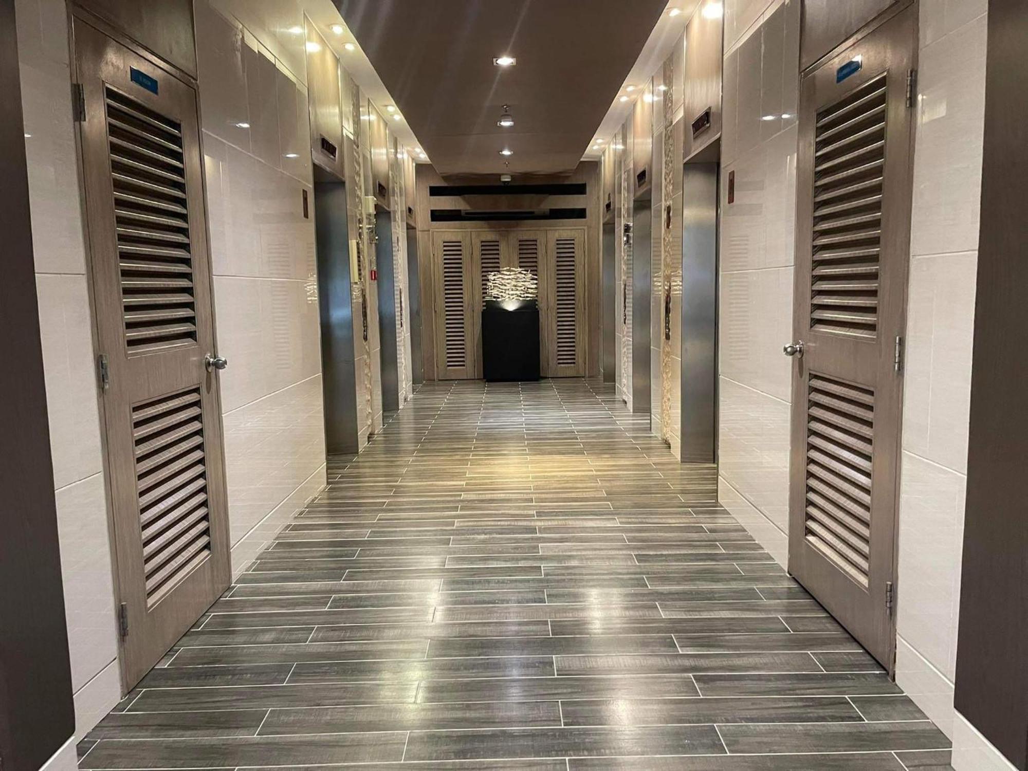 Shore 1 & 3 Residences Moa 1Br With Balcony By Darpm Manila Dış mekan fotoğraf