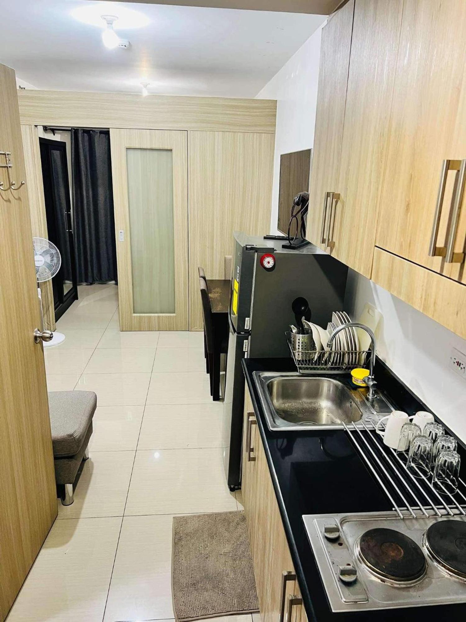 Shore 1 & 3 Residences Moa 1Br With Balcony By Darpm Manila Dış mekan fotoğraf