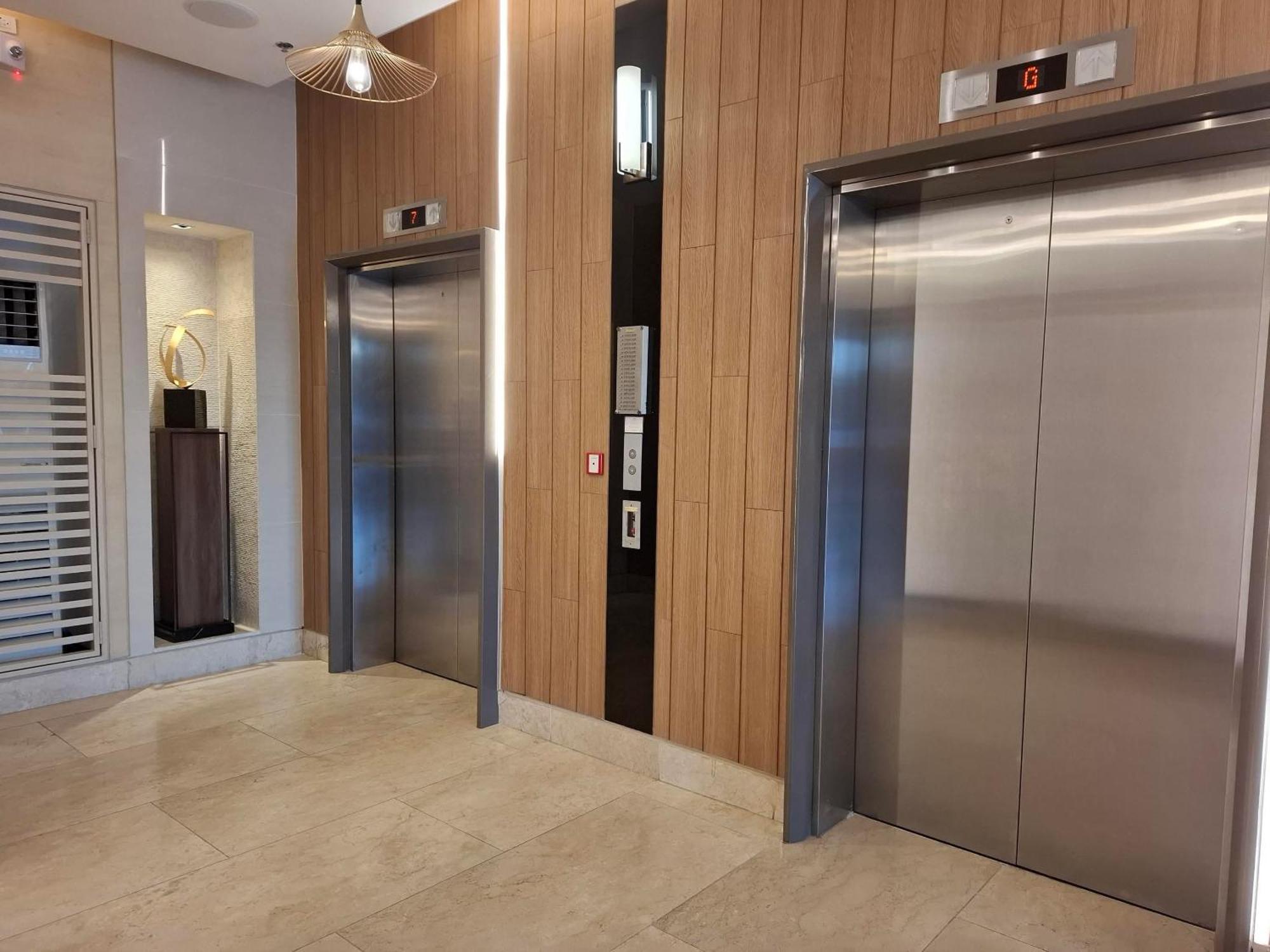 Shore 1 & 3 Residences Moa 1Br With Balcony By Darpm Manila Dış mekan fotoğraf
