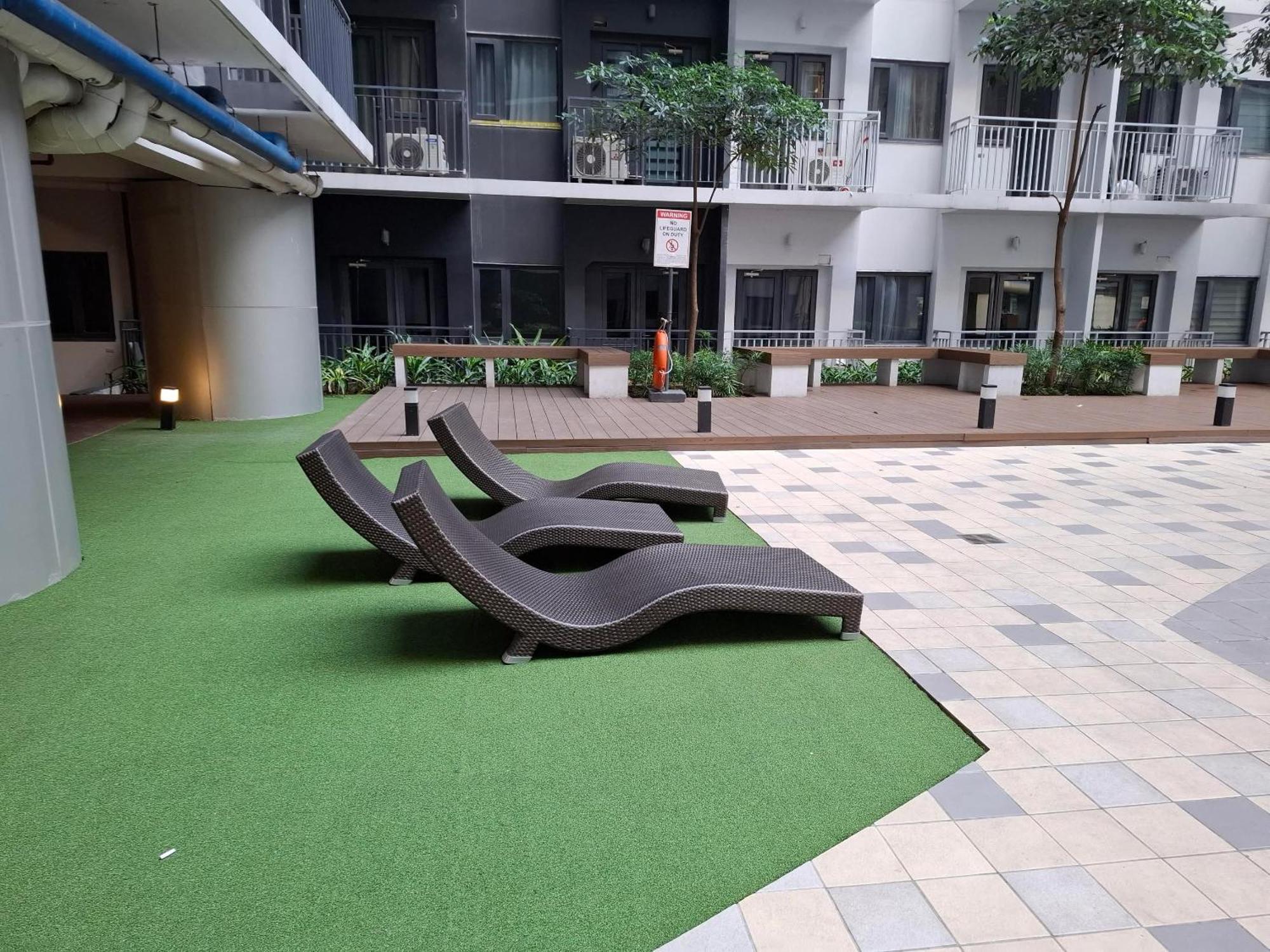 Shore 1 & 3 Residences Moa 1Br With Balcony By Darpm Manila Dış mekan fotoğraf