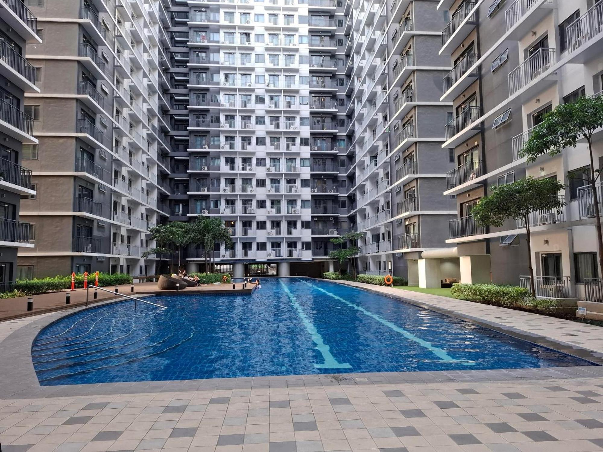 Shore 1 & 3 Residences Moa 1Br With Balcony By Darpm Manila Dış mekan fotoğraf